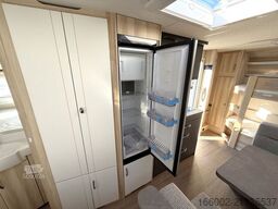 HOBBY De Luxe 560 KMFe 2000 kg LAST CALL