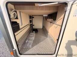 MOBILVETTA K-Yacht Tekno Line 89 *Queensbett-Hubbett*