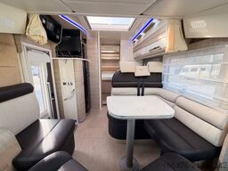 MOBILVETTA K-Yacht Tekno Line 89 *Queensbett-Hubbett*