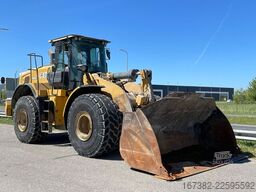 Caterpillar 966M