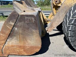 Caterpillar 966M