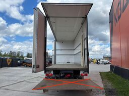 Scania R520 6x2*4 BOX L=7340 mm