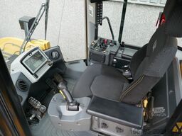 Caterpillar 962M