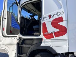 Volvo VOLVO 460 GLOBE DIESEL/LNG 4X2