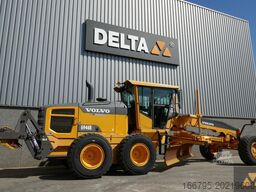 Volvo G946B AWD