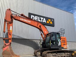 Hitachi ZX225USLC-6