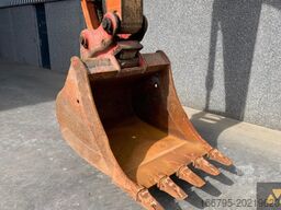 Hitachi ZX225USLC-6