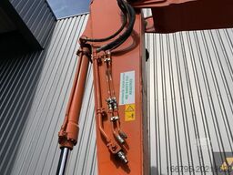 Hitachi ZX225USLC-6