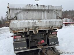 Volvo FH16 750 w/ Maur Triple trailer