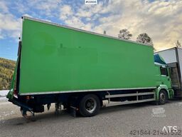 MAN 19.293 4x2 box truck with Zepro lift – repair obje