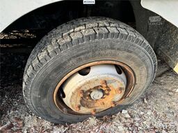 Mercedes-Benz Atego 815 4x2 box truck. Repair object.