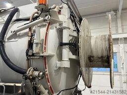 Volvo FH500 6x2 Suction/wash truck w/ Rolba body. 168,00