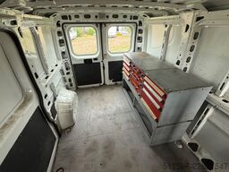 FIAT Ducato Kasten m. Werkbank & -regalen, Rfk
