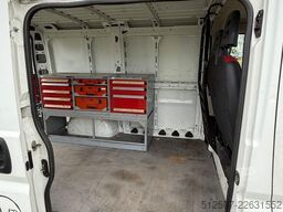 FIAT Ducato Kasten m. Werkbank & -regalen, Rfk