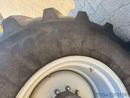 Fendt 828 Vario S4 Profi Plus mit FH+FZW