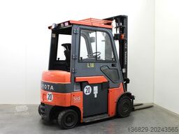Toyota 7FBM25
