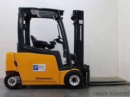 Jungheinrich EFG 320