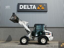Caterpillar 906M