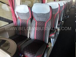 Neoplan Tourliner / 12.0m / Full Option