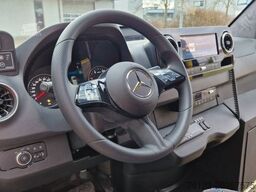 MERCEDES-BENZ Sprinter 517 Heckniederflur Vorlauffahrzeug