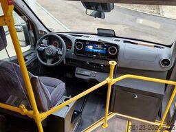 MERCEDES-BENZ Sprinter 517 Heckniederflur Vorlauffahrzeug