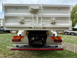 Ford DEMODAYS 4x2 Road 1833 Daycab