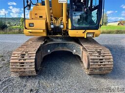 Komatsu PC170LC-11 Excavator with Rototilt, 3 Buckets and