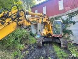Komatsu PC210LC-6K Excavator with Rototilt and 3 Buckets