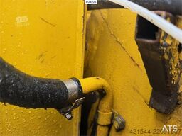 Komatsu PC240LC-7K excavator w/ 2 buckets – prepared for m