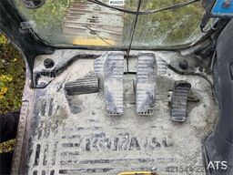 Komatsu PC240LC-7K excavator w/ 2 buckets – prepared for m