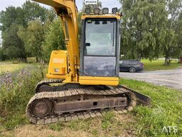 Komatsu PC60-7 Excavator with 2 Buckets