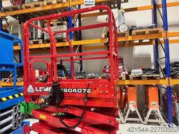  LCMG SS0407E Scissor Lift – only 49 hours!