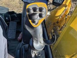 Komatsu PC78US-11 Tracked Excavator with Tiltrotator and B