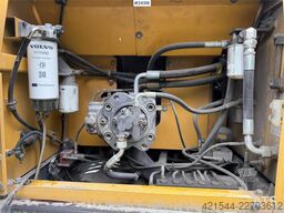 Volvo EC240CL excavator with a tooth bucket