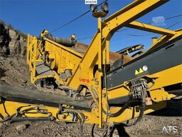 Keestrack K6 screening plant with 3 fractions