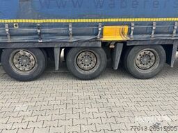 Schmitz Cargobull Curtainsider Mega