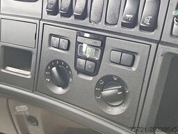 SCANIA R440