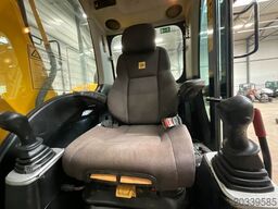 JCB JS 130 LC