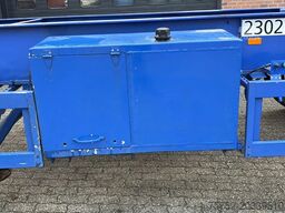 Hendricks 20ft container Kippchassis 24V hydraulic Self s...