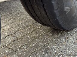 Hendricks 20ft container Kippchassis 24V hydraulic Self s...