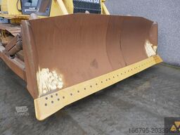Komatsu D85PX-15