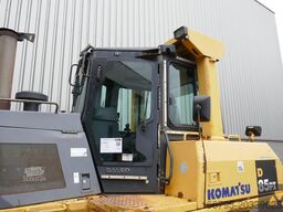 Komatsu D85PX-15