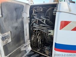 NEW HOLLAND E80 BMSR-2 Kettenbagger 8,6 Tonnen *Greifer