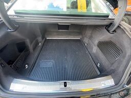 AUDI A8 50 TDI quattro Limousine PKW Mild-Hybrid 210