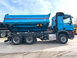 MERCEDES-BENZ 2643 Arocs/Meiller Kipper/Bordmatik/6x6H/1.Hand