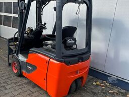 Linde E15-02