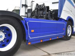 Volvo FH 500 Globe XL 4x2 - NEW TACHO - PARK. AIRCO -...