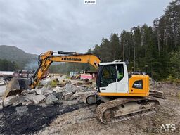 Liebherr R920 K LC Tracked Excavator – 2 Buckets, Tilt & Le