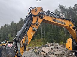 Liebherr R920 K LC Tracked Excavator – 2 Buckets, Tilt & Le