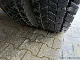 Volvo FM12 420 6X2 Kipper mit Kran Atlas 170.2